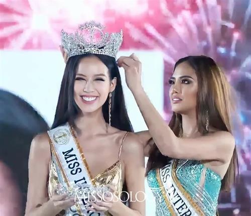 Bảo Ngọc đăng quang Hoa hậu Liên lục địa 2022.