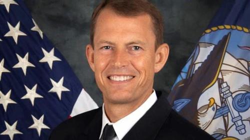 Đô đốc hai sao của Hải quân Mỹ, ông Michael Studeman