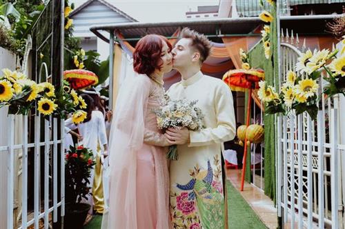 Phương và Marco trong lễ cưới ở Việt Nam tháng 12/2018.