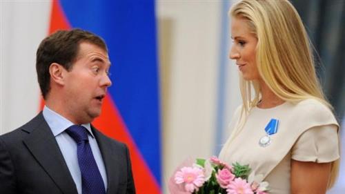 Thủ tướng Nga Medvedev trong buổi lễ tuyên dương các VĐV