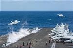 Mỹ hiện có tàu sân bay USS Truman hoạt động ở Địa Trung Hải. Ảnh: AFP.