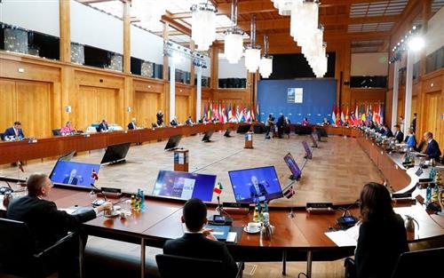 Ngoại trưởng các nước thuộc NATO tại cuộc họp không chính thức ở Berlin (Đức), ngày 15/5/2022. (Ảnh: Reuters)