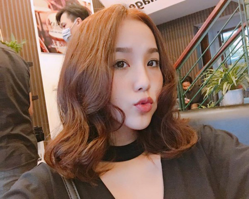 Linh Kiu (tên thật Đỗ Ngọc Linh, sinh năm 1995) là một người mẫu ảnh nổi tiếng trên mạng xã hội với hơn 50.000 fan.
